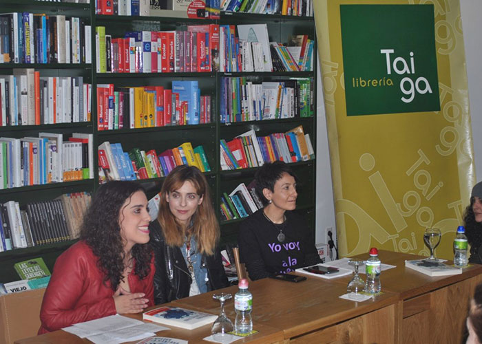 El Festival Fem18 llena la librería Taiga con la presentación del libro ‘Morder la Manzana’ de Leticia Dolera