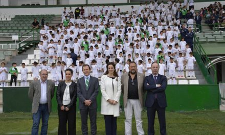 Más de 300 pequeños se forman en la Escuela Sociodeportiva de la Fundación Real Madrid con la colaboración del Ayuntamiento