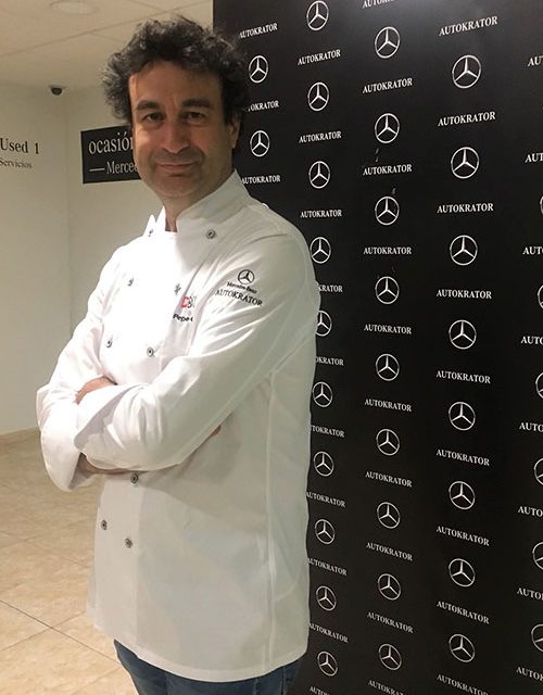 El chef Pepe Rodríguez y Autokrator Mercedes-Benz firman un contrato de colaboración para reforzar los valores de la marca premium en la provincia de Toledo