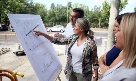 La alcaldesa destaca la inversión de casi un millón de euros que va a completar el Ayuntamiento en la Reconquista y adyacentes