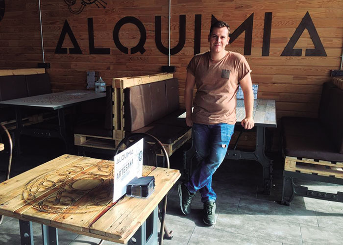 Alquimia Beer Company: Cervecería artesanal y restaurante