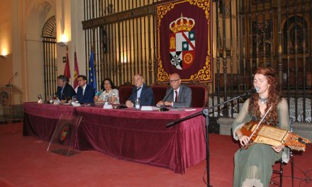 El Gobierno municipal da la bienvenida a Toledo a los alumnos de los cursos de español de la Universidad de Castilla-La Mancha