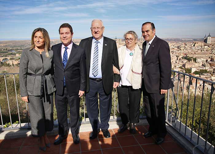 La alcaldesa de Toledo acompaña al presidente de Israel en una “emotiva visita” de Reuven Rivlin a la ciudad