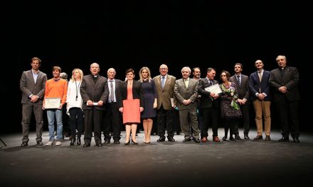 Los XVI Premios Recaredo Rey reconocen la labor realizada por diferentes entidades y toledanos en una gala en el Teatro de Rojas