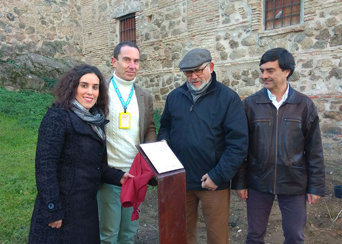 El Ayuntamiento recupera un elemento patrimonial de Toledo para homenajear la historia de la Puerta del Cambrón