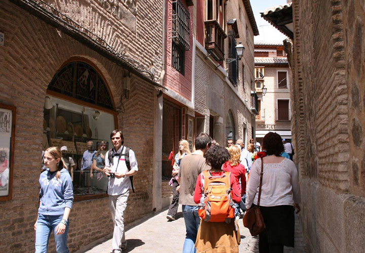 La Semana Santa registra una ocupación del 97% en los días centrales y récord de visitantes en un solo día en las oficinas