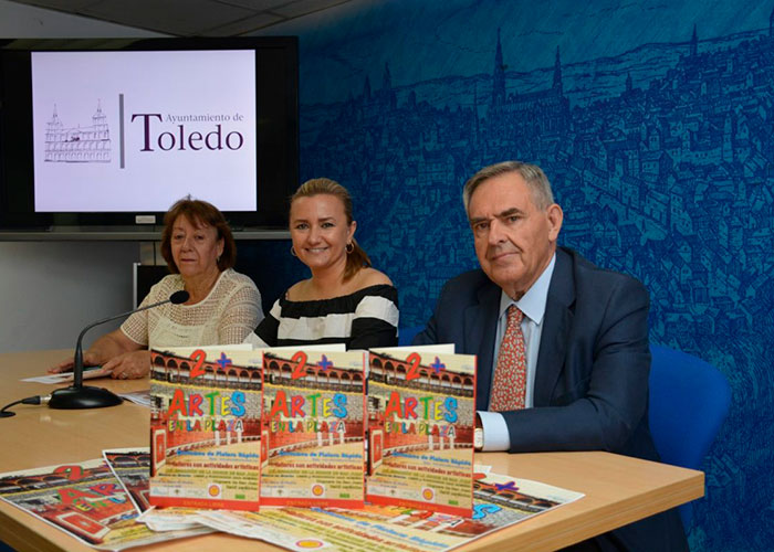 El Ayuntamiento fomenta las artes plásticas y los oficios artesanos a través de la Plaza de Toros y las actividades de ‘Artes en la plaza’