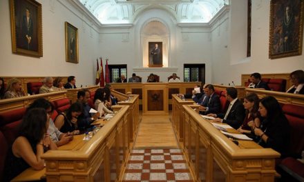 El Pleno aprueba emprender acciones políticas y legales para impedir nuevas derivadas del trasvase Tajo-Segura