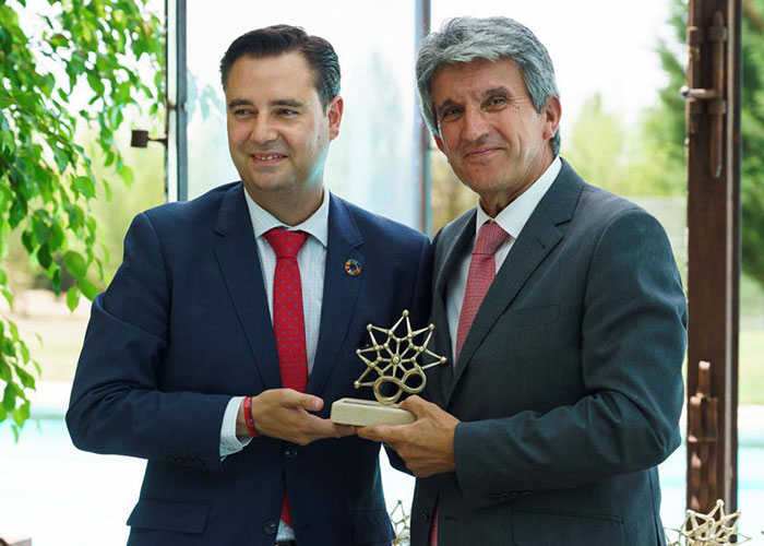 La Fundación VIII Centenario de la Catedral de Burgos reconoce la iniciativa cultural de Toledo y premia a la alcaldesa Milagros Tolón