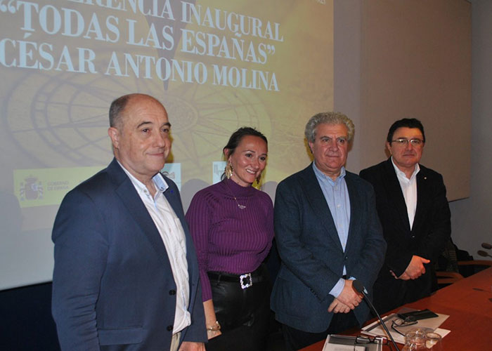 El Gobierno local respalda el homenaje a Palomero y Mateos, impulsores del Laboratorio Multicultural ‘Francisco Márquez de Villanueva’