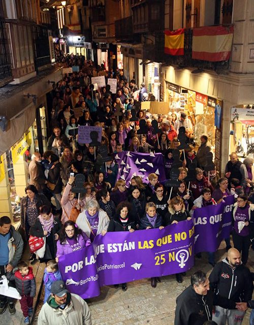 El 25N reivindica medidas reales y efectivas para acabar con los asesinatos de mujeres y acción política “valiente” en coeducación