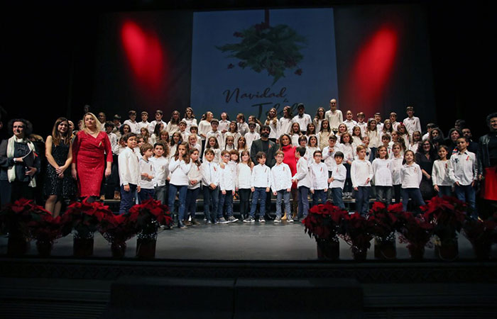 Los alumnos de la Escuela de Música Diego Ortiz vuelven a ser protagonistas del tradicional Pregón de Navidad en el Teatro de Rojas