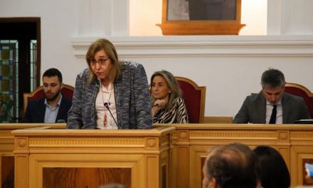 El Pleno acuerda adherirse como ciudad a la Red Libre de Trata y denuncia la explotación sexual y el tráfico de mujeres, niñas y niños