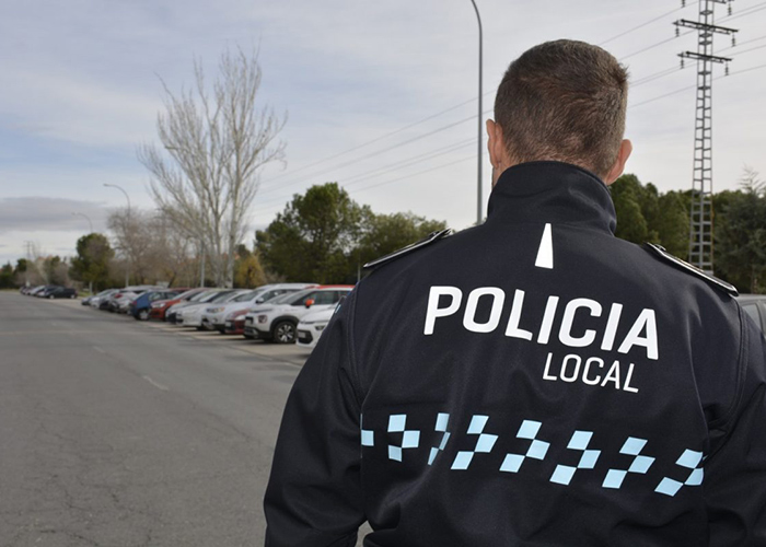 Policía Local de Toledo interpone 23 denuncias por botellón, intercepta 73 vehículos en La Peraleda y actúa en casos de asistencia social